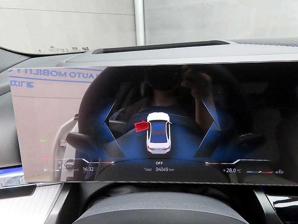 BMW 5시리즈 5시리즈 (G60) 520i M 스포츠 이미지 8