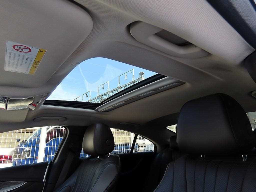 벤츠 CLS 클래스 CLS클래스 C257 CLS 400d 4MATIC 이미지 16