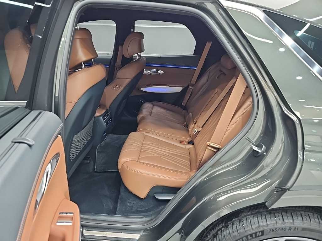 제네시스 GV70 2.5T 가솔린 AWD 이미지 12