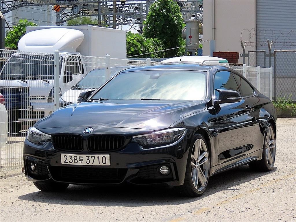 BMW 4시리즈 4시리즈 (F32) 430i 쿠페 M 스포츠 이미지 2