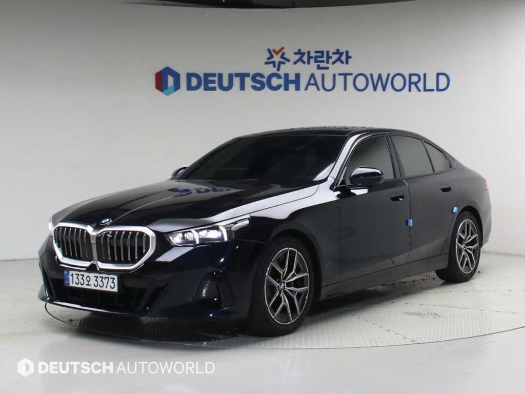 BMW 5시리즈 5시리즈 (G60) 520i M 스포츠 이미지 1