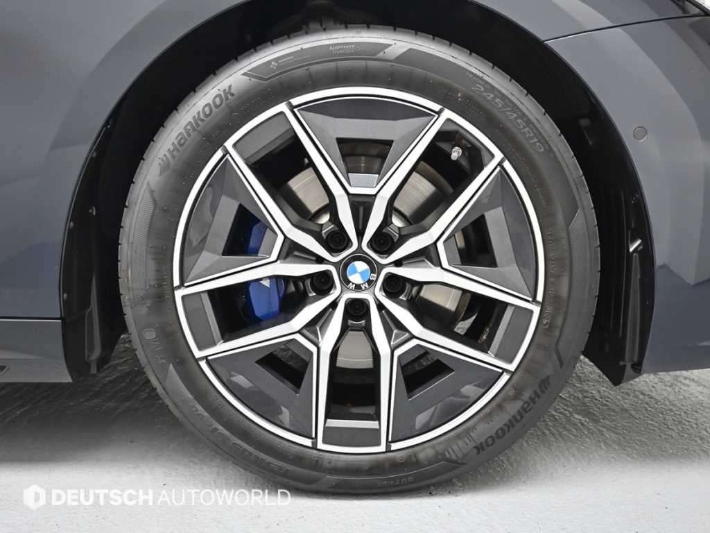 BMW 5시리즈 5시리즈 (G60) 520i M 스포츠 이미지 5