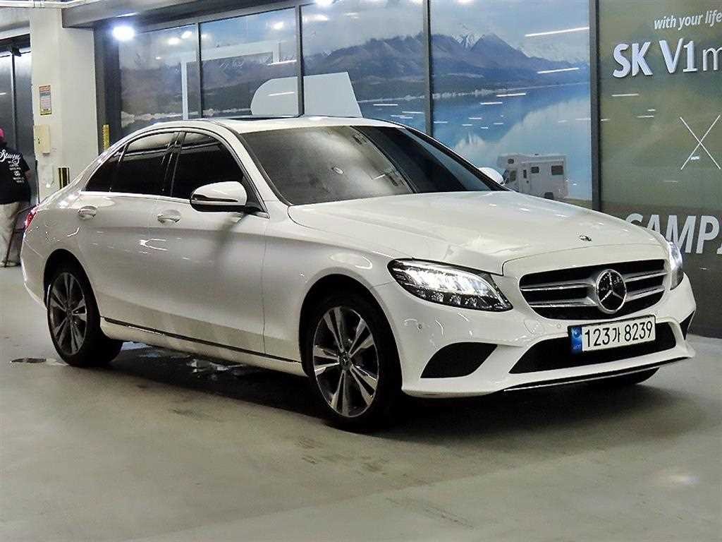 벤츠 C 클래스 C클래스 W205 C220 d 4MATIC 아방가르드 이미지 1