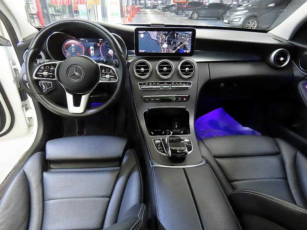 벤츠 C 클래스 C클래스 W205 C220 d 4MATIC 아방가르드 이미지 10