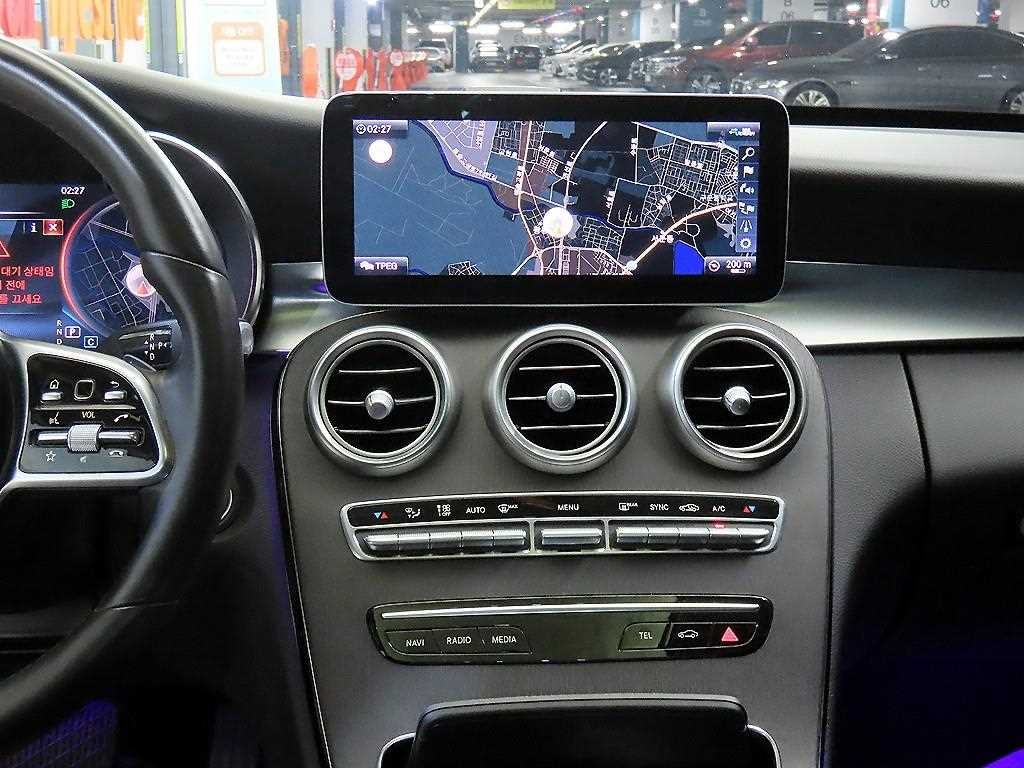 벤츠 C 클래스 C클래스 W205 C220 d 4MATIC 아방가르드 이미지 11