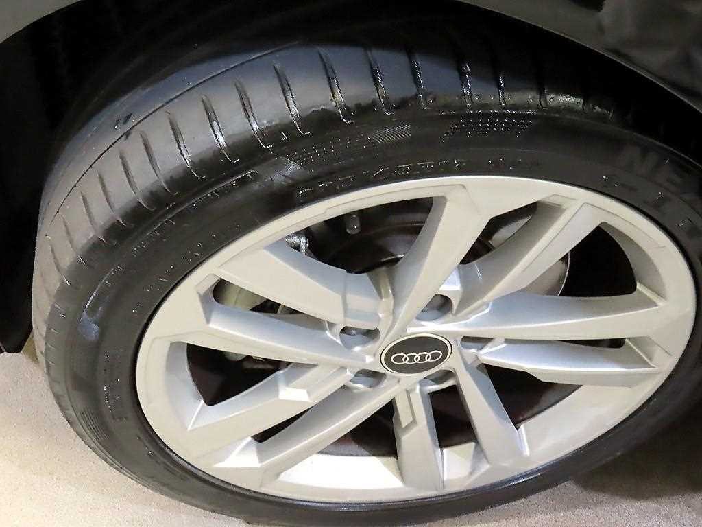 아우디 A3 A3(8Y) 40 TFSI 프리미엄 이미지 20