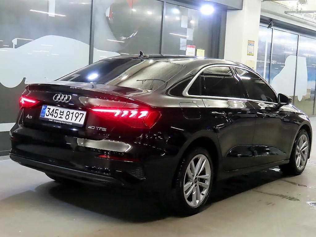 아우디 A3 A3(8Y) 40 TFSI 프리미엄 이미지 4