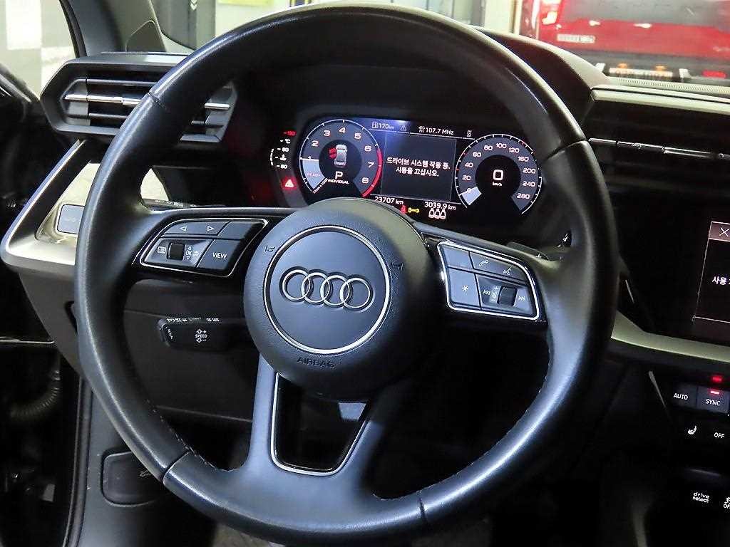 아우디 A3 A3(8Y) 40 TFSI 프리미엄 이미지 8