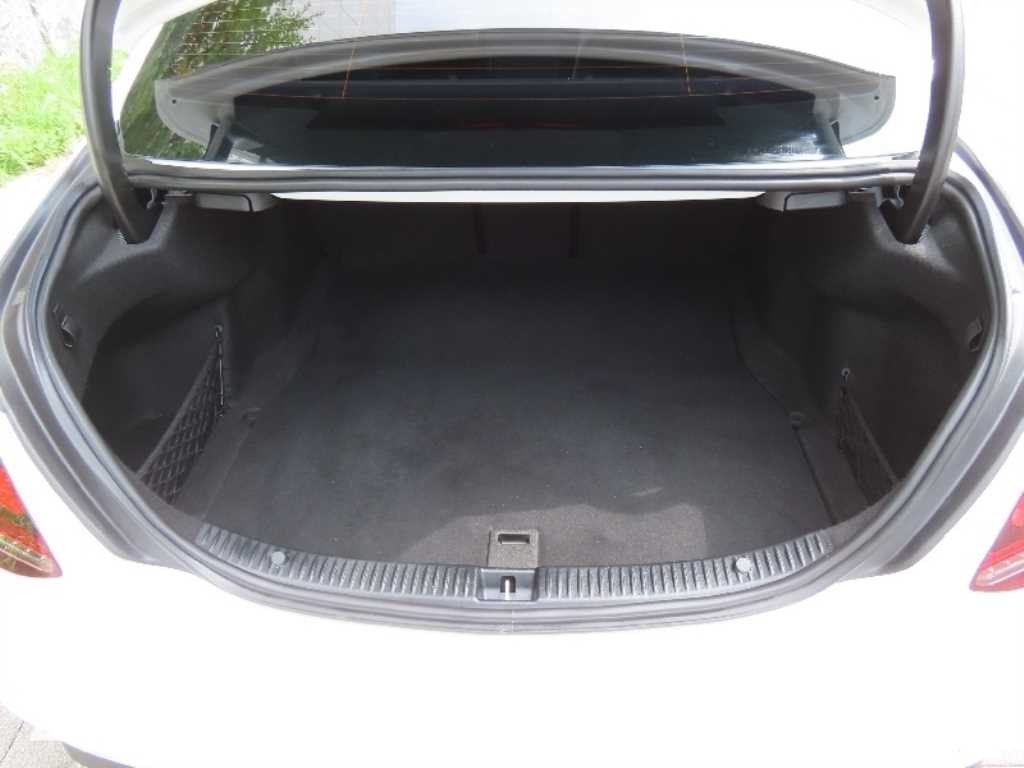 벤츠 C 클래스 C클래스 W205 C220 d 4MATIC 아방가르드 이미지 18