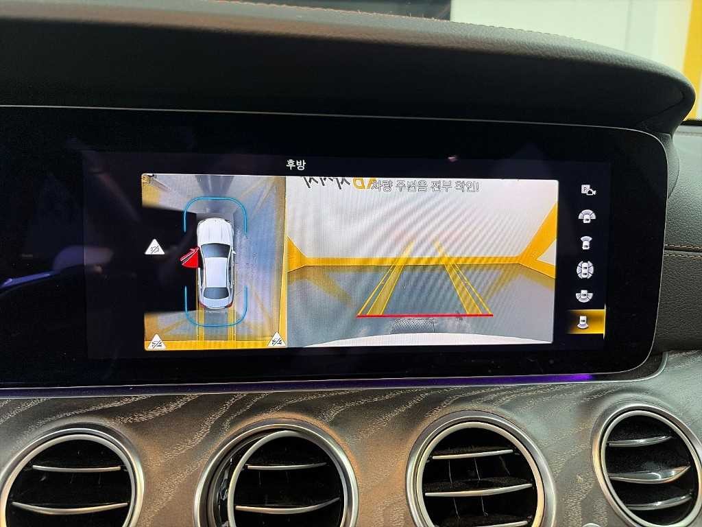 벤츠 E 클래스 E-클래스 W213 E350 4MATIC 아방가르드 이미지 18