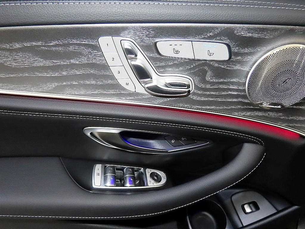 벤츠 E 클래스 E-클래스 W213 E350 4MATIC 아방가르드 이미지 14