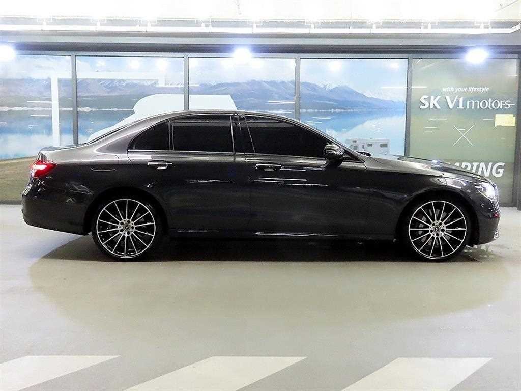 벤츠 E 클래스 E-클래스 W213 E350 4MATIC 아방가르드 이미지 3