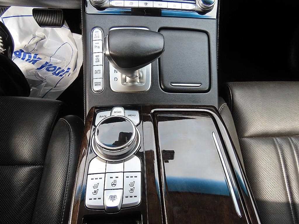 제네시스 G90 3.8 GDI AWD 프리미엄 럭셔리 이미지 11