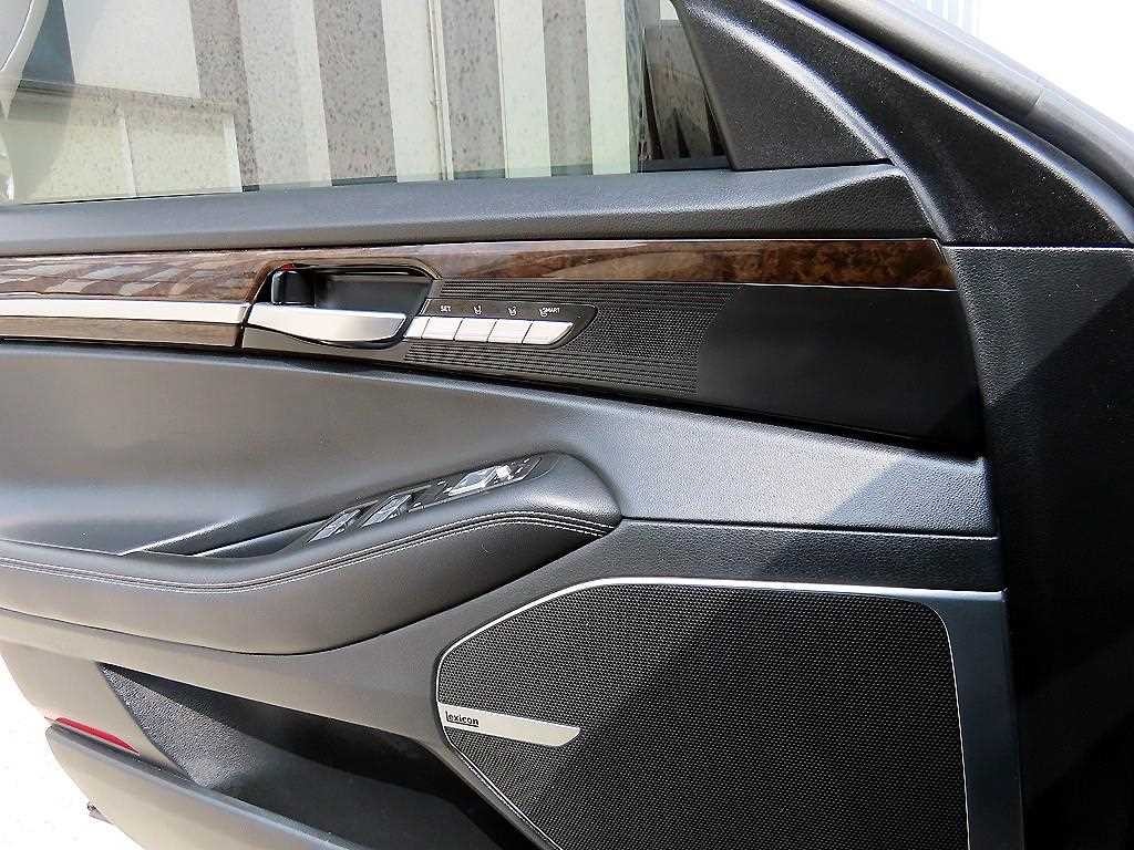 제네시스 G90 3.8 GDI AWD 프리미엄 럭셔리 이미지 12