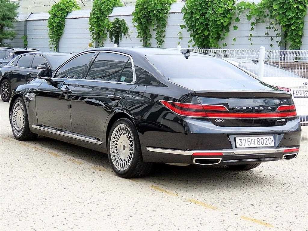 제네시스 G90 3.8 GDI AWD 프리미엄 럭셔리 이미지 3