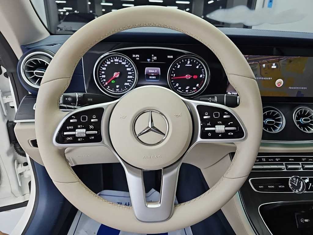 벤츠 E 클래스 E-클래스 W213 E220d 쿠페 이미지 10