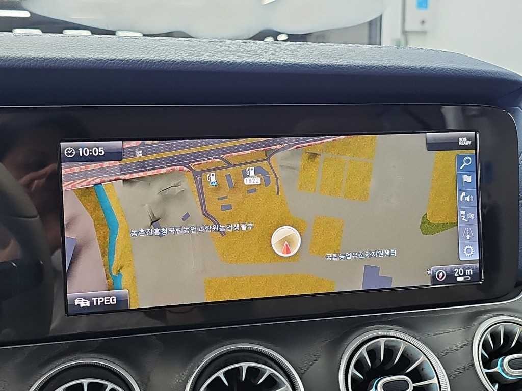 벤츠 E 클래스 E-클래스 W213 E220d 쿠페 이미지 15