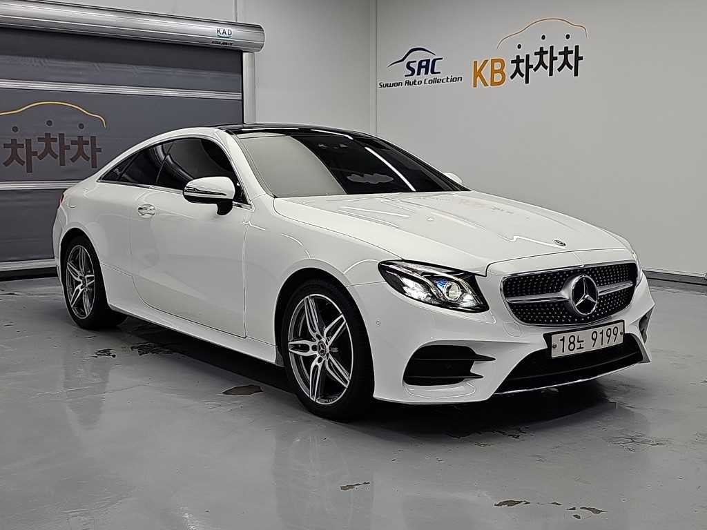 벤츠 E 클래스 E-클래스 W213 E220d 쿠페 이미지 5