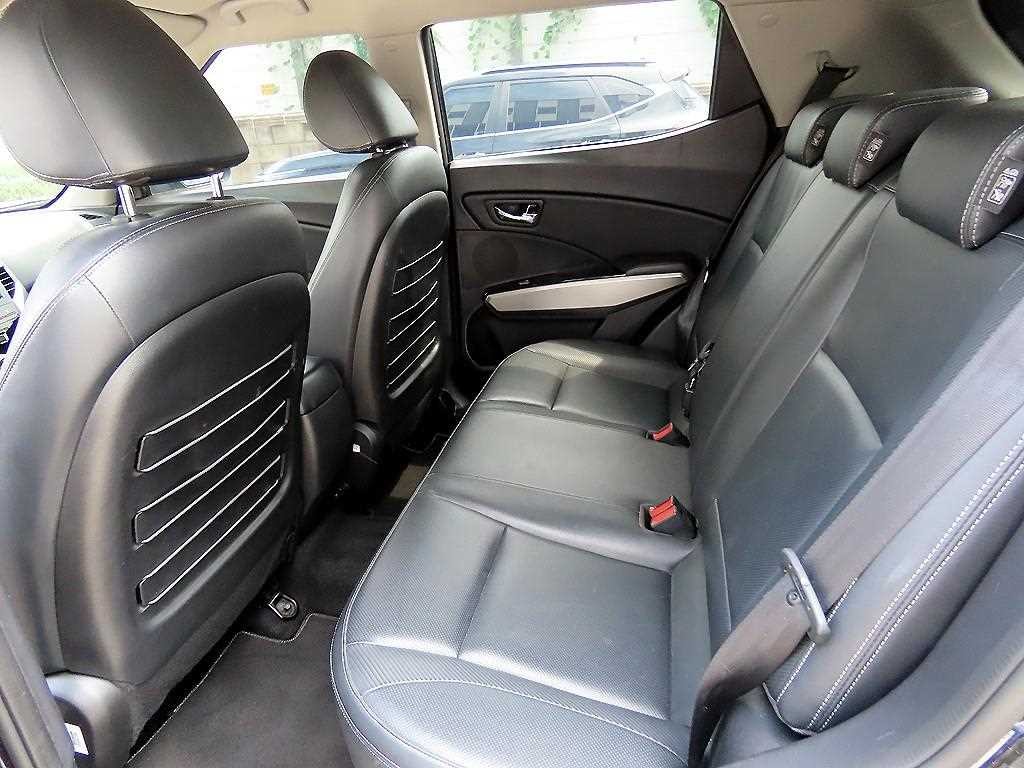 KG모빌리티(쌍용) 티볼리 디젤 4WD 1.6 VX 이미지 5