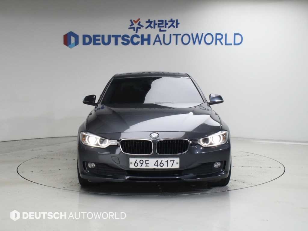 BMW 3시리즈 3시리즈 (F30) 320d xDrive 이미지 1