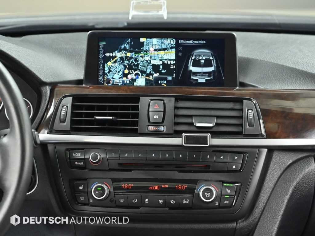 BMW 3시리즈 3시리즈 (F30) 320d xDrive 이미지 14