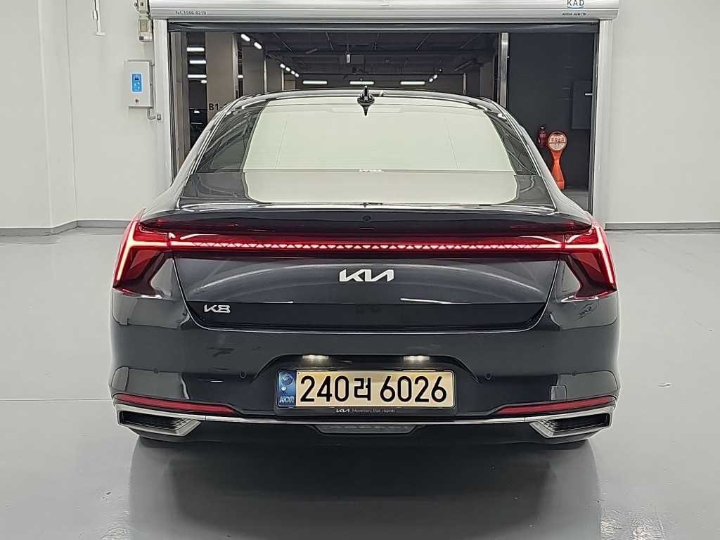 기아 K8 2.5 2WD 시그니처 이미지 3