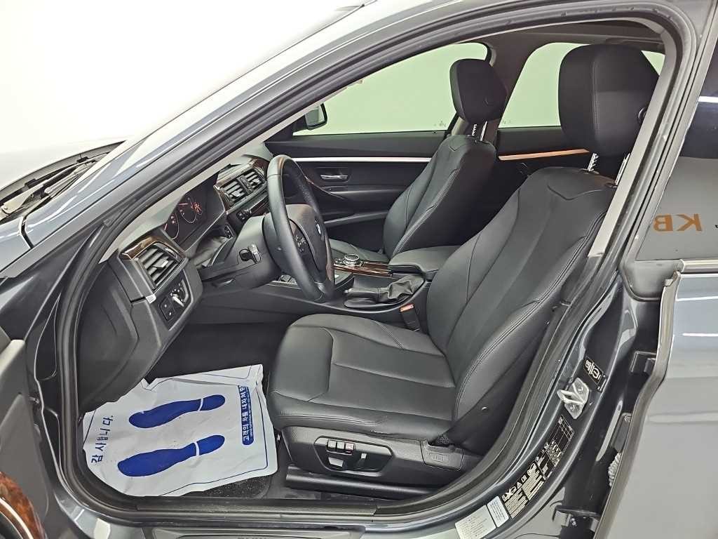 BMW 그란투리스모 3시리즈 GT (F34) GT 320D xDrive 이미지 11