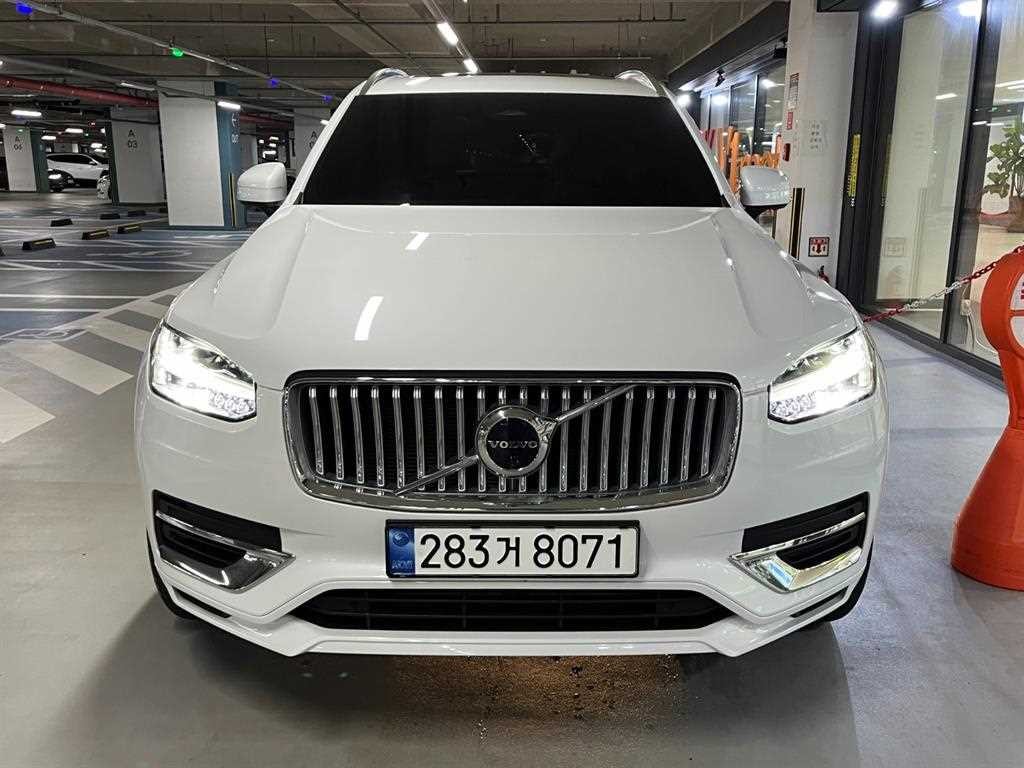 볼보 XC90 XC90 2세대 2.0 T8 AWD 얼티메이트 브라이트 이미지 2