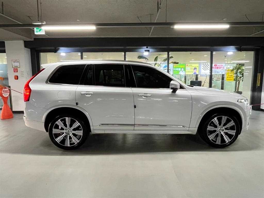 볼보 XC90 XC90 2세대 2.0 T8 AWD 얼티메이트 브라이트 이미지 3