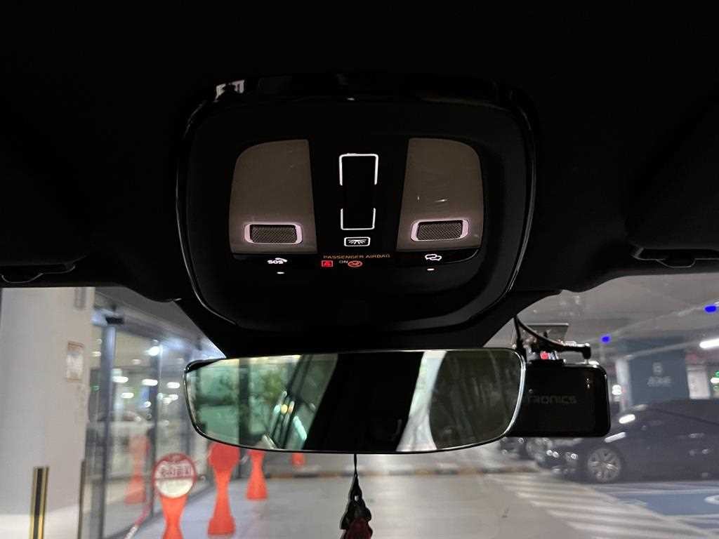 볼보 XC90 XC90 2세대 2.0 T8 AWD 얼티메이트 브라이트 이미지 9