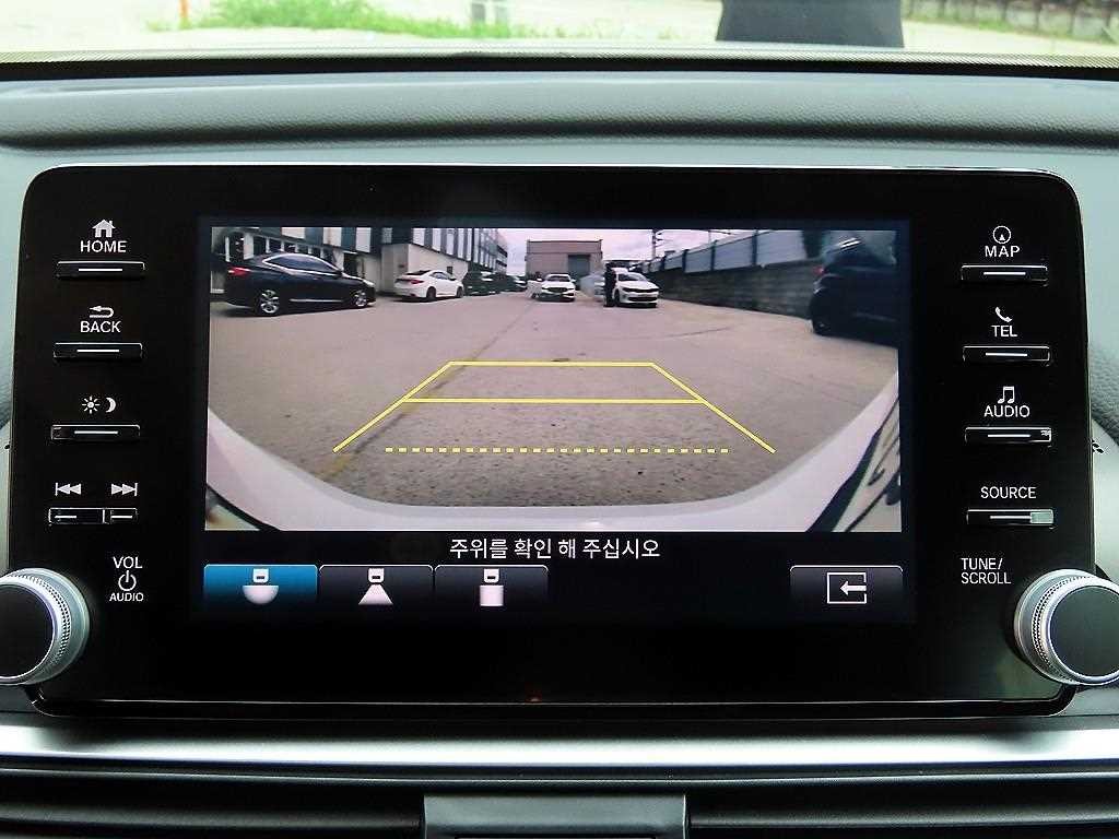 혼다 어코드 어코드(10세대) 1.5 터보 이미지 15