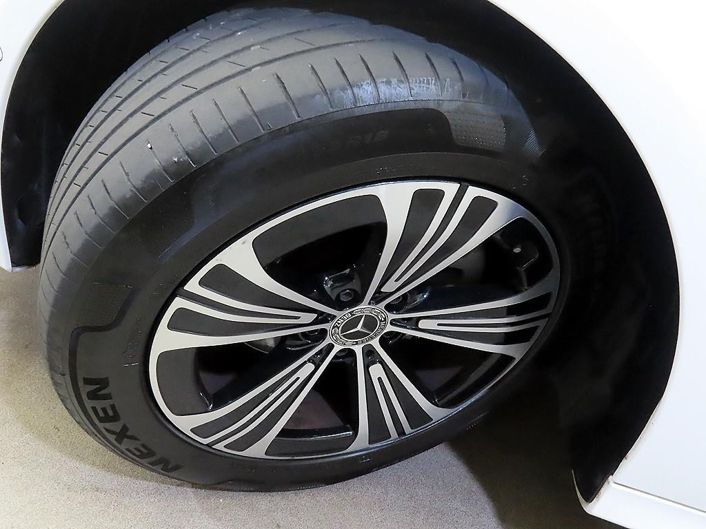벤츠 E 클래스 E-클래스 W214 E200 아방가르드 이미지 19