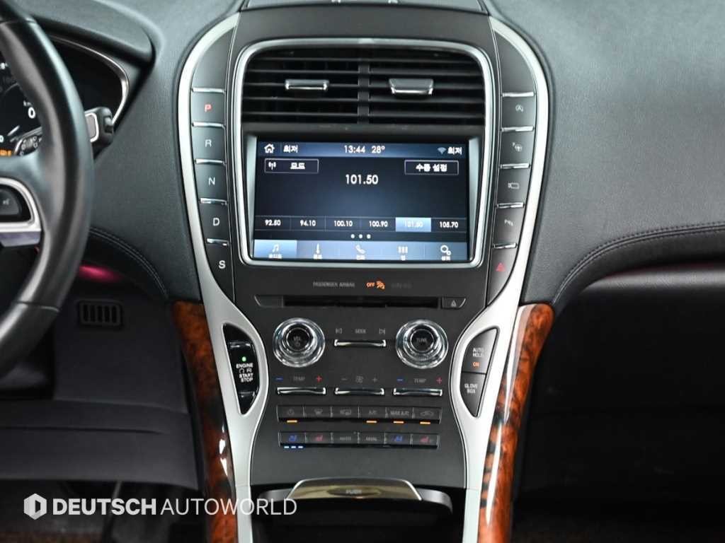 링컨 노틸러스 2.7 201 AWD 이미지 14