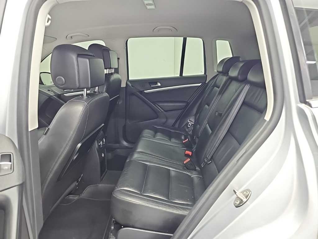폭스바겐 티구안 뉴티구안 2.0 TDI 블루모션 이미지 12