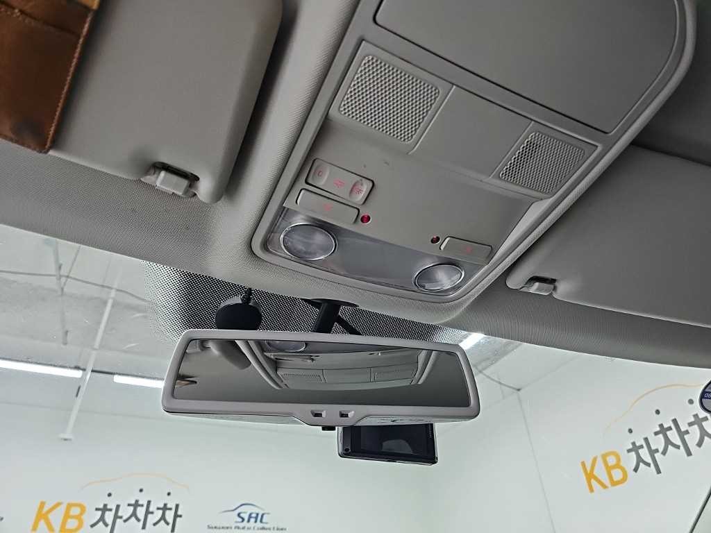 폭스바겐 티구안 뉴티구안 2.0 TDI 블루모션 이미지 13