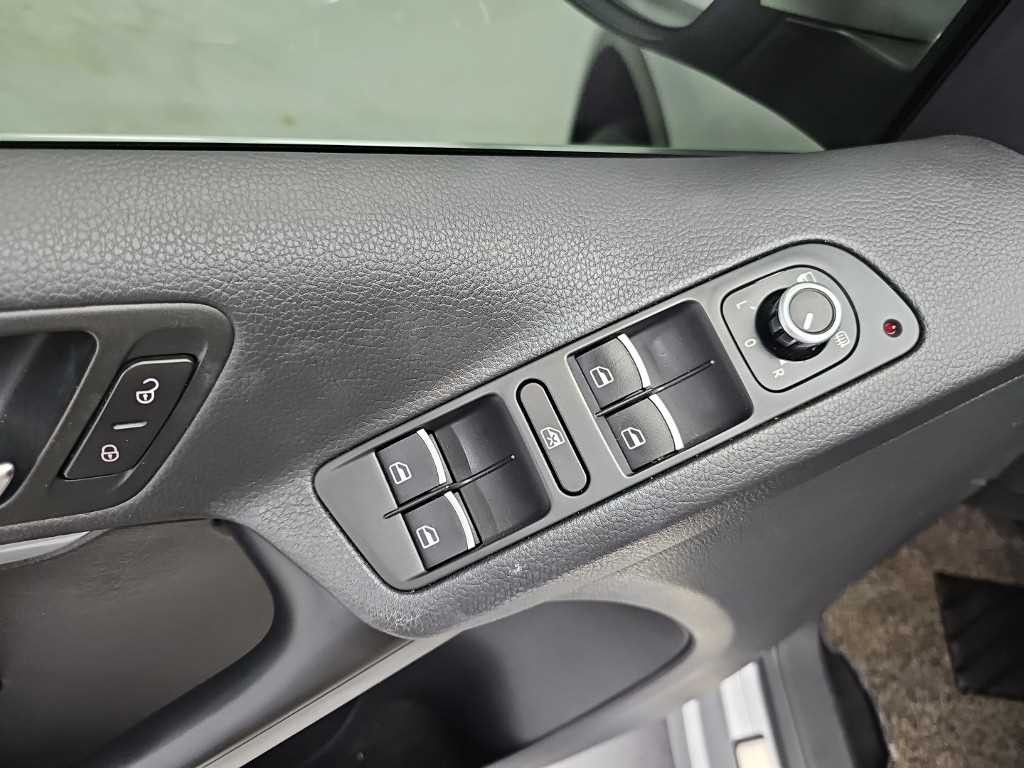 폭스바겐 티구안 뉴티구안 2.0 TDI 블루모션 이미지 16