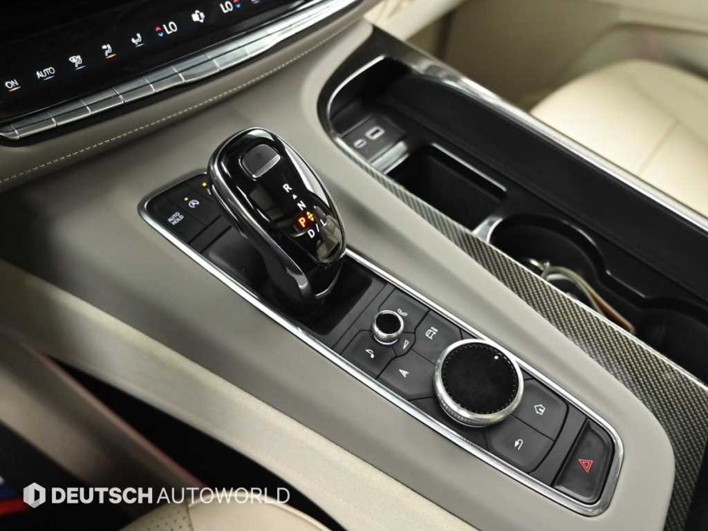 캐딜락 에스컬레이드 에스컬레이드 5세대 6.2 스포츠 플래티넘 이미지 9
