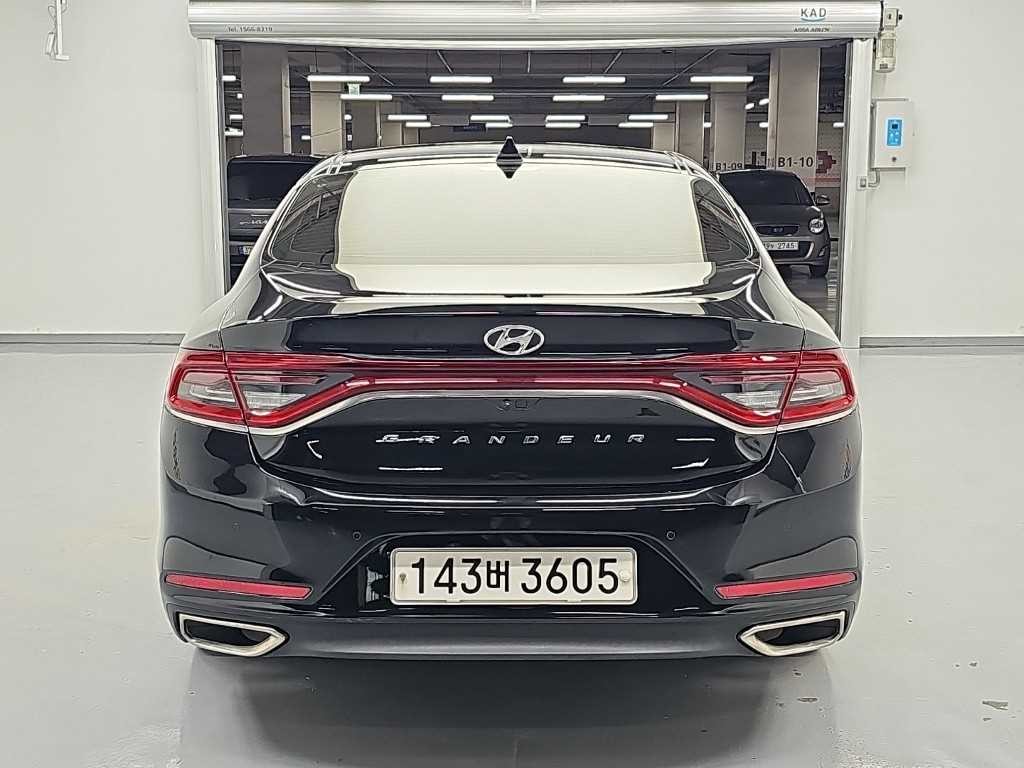 현대 그랜저 그랜저 IG 2.4 GDI 프리미엄 스페셜 이미지 3