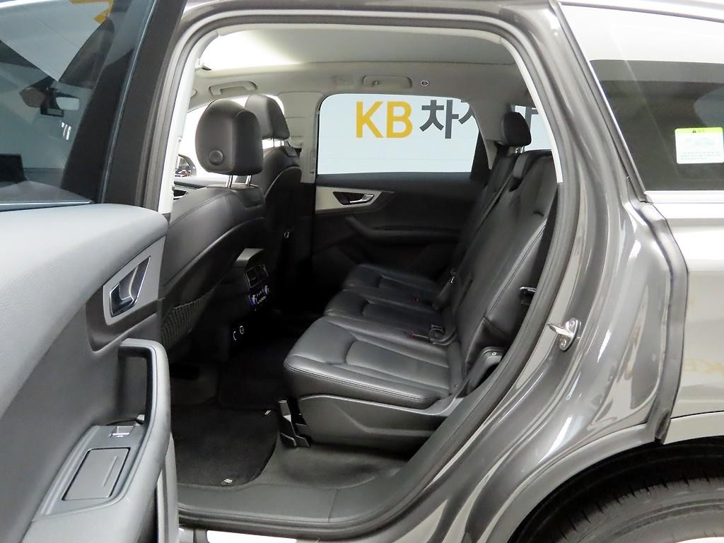 아우디 Q7 Q7 (4M) 45 TFSI 콰트로 이미지 13