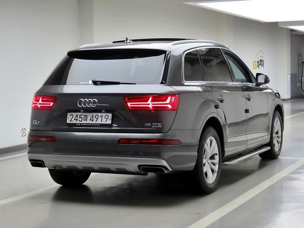 아우디 Q7 Q7 (4M) 45 TFSI 콰트로 이미지 4