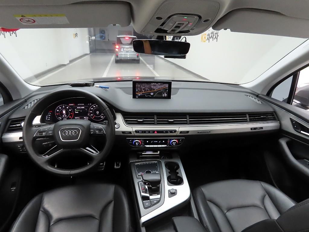 아우디 Q7 Q7 (4M) 45 TFSI 콰트로 이미지 8