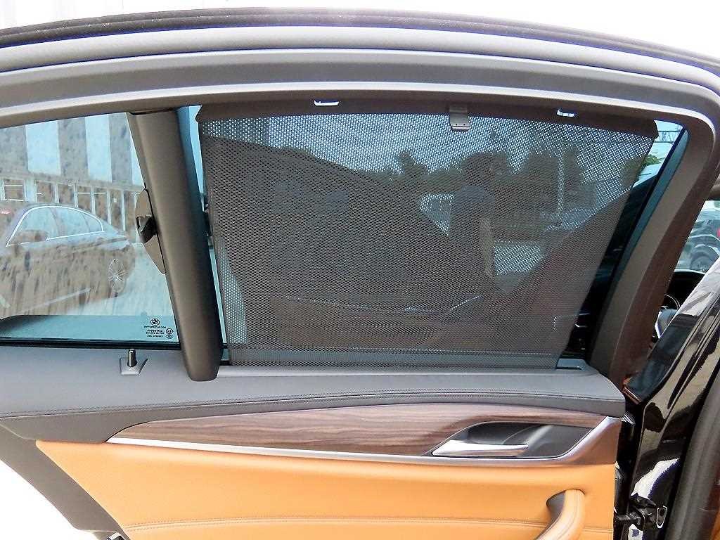BMW 5시리즈 5시리즈 (G30) 520d M 스포츠 플러스 이미지 15