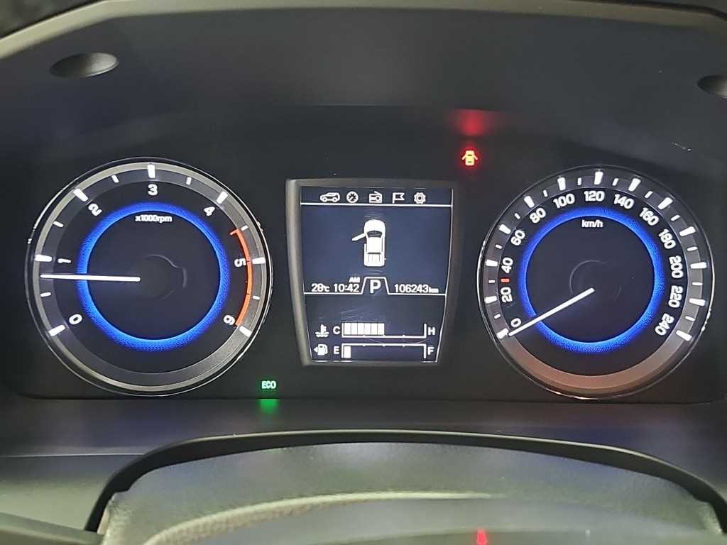 KG모빌리티(쌍용) 렉스턴 렉스턴 스포츠 4WD 디젤 2.2 프레스티지 이미지 6