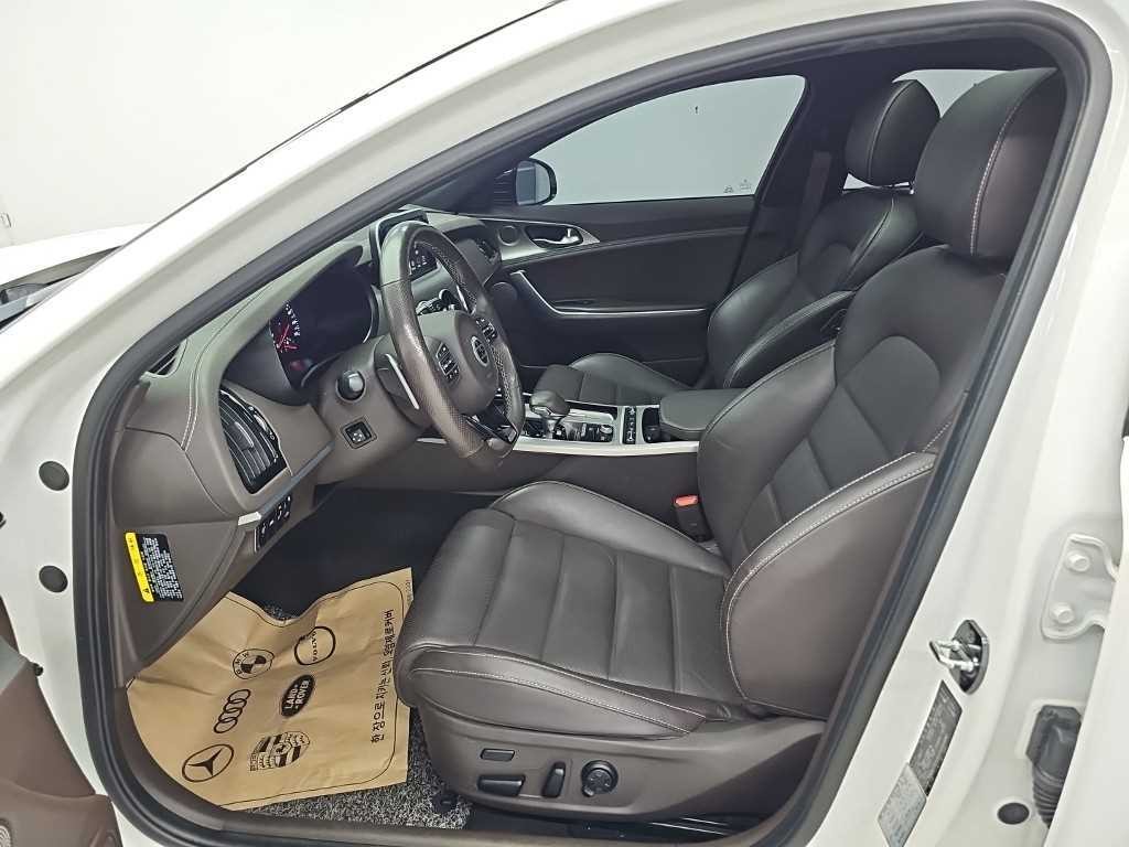 기아 스팅어 가솔린 3.3 터보 AWD GT 이미지 11