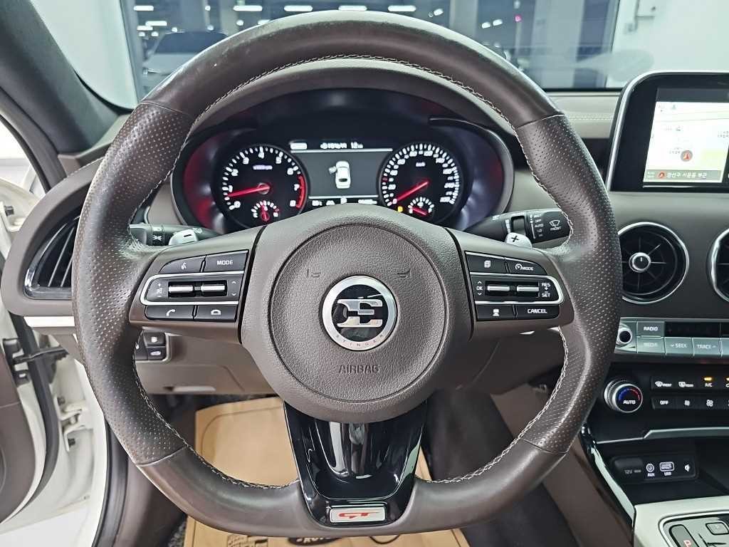 기아 스팅어 가솔린 3.3 터보 AWD GT 이미지 9