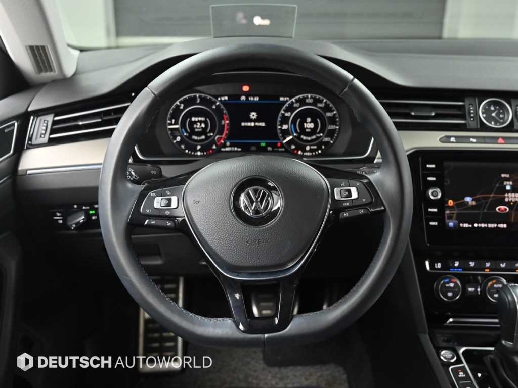 폭스바겐 아테온 2.0 TDI 엘레강스 프레스티지 이미지 13
