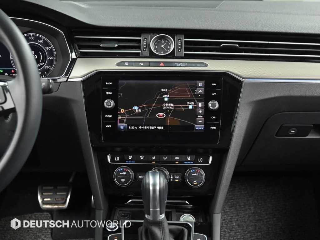 폭스바겐 아테온 2.0 TDI 엘레강스 프레스티지 이미지 14