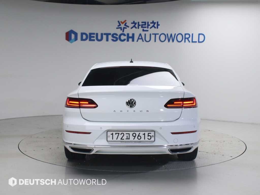 폭스바겐 아테온 2.0 TDI 엘레강스 프레스티지 이미지 4