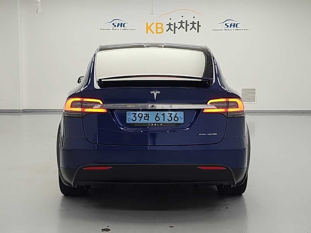 테슬라 모델 X 롱 레인지 이미지 3