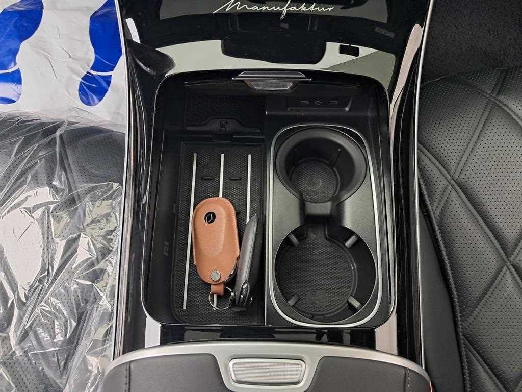 벤츠 S 클래스 S클래스-W223 마이바흐 S680 4MATIC 이미지 14